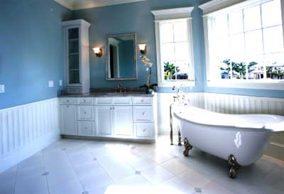 [تصویر:  2010-10-15-blue-bathroom.jpg]